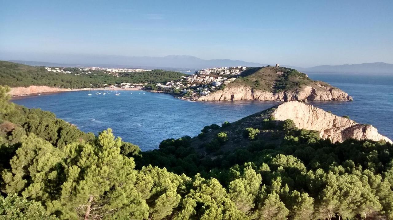 Puig Sureda - Apartamentos L' Escala Exteriör bild