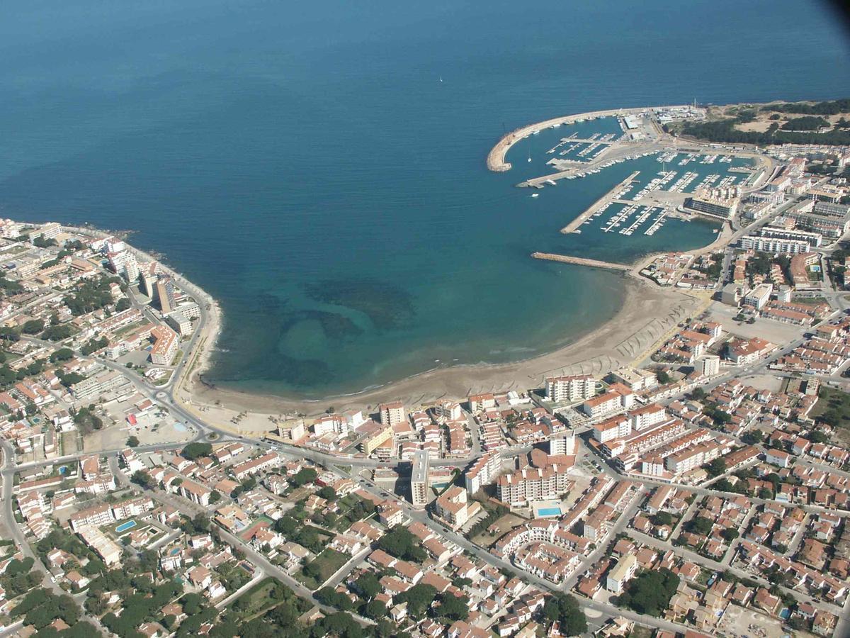 Puig Sureda - Apartamentos L' Escala Exteriör bild